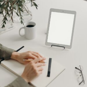 Lead Generation Mastery 12 videos + 3 bonuses - total length 53 minutes aprox